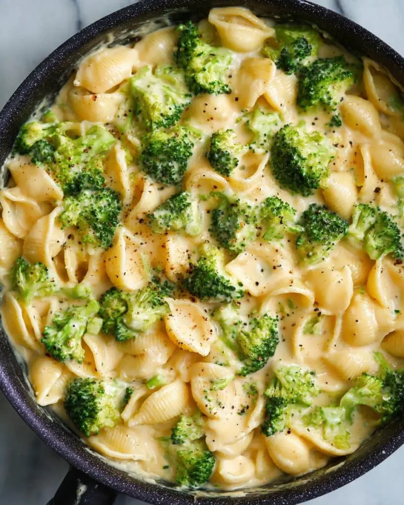 Creamy Broccoli Mac and Cheese Recipe