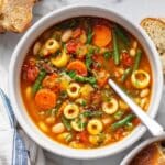 Hearty Vegetarian Minestrone Soup Recipe