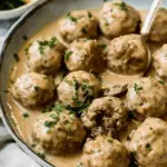 Slow Cooker Swedish Meatballs