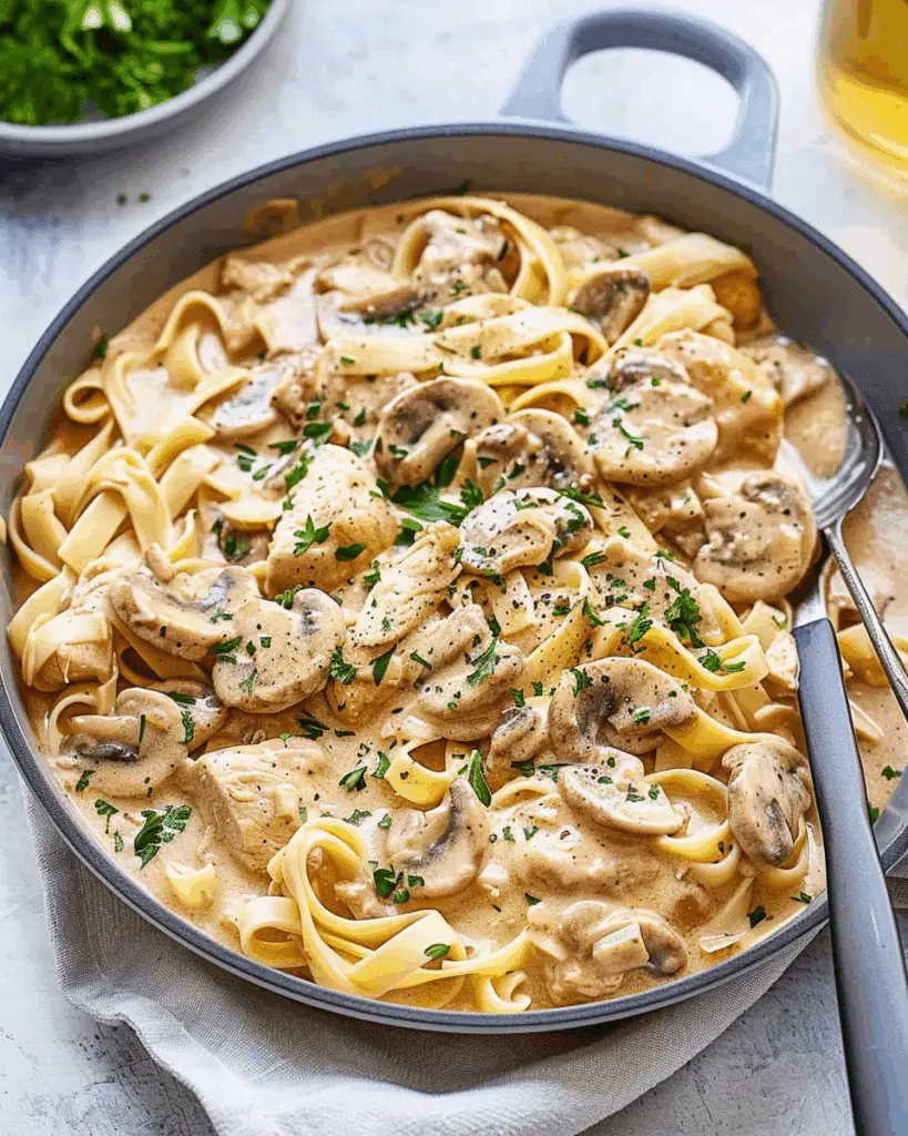 Slow Cooker Chicken Stroganoff