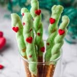 Grinch Caramel Twist Pretzels Recipe