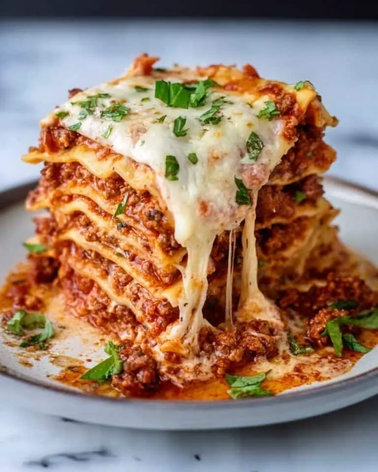 Hearty Slow Cooker Lasagna with Ricotta and Mozzarella Recipe
