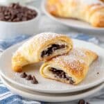 Easy Chocolate Crescents - Only 4 Ingredients! Recipe