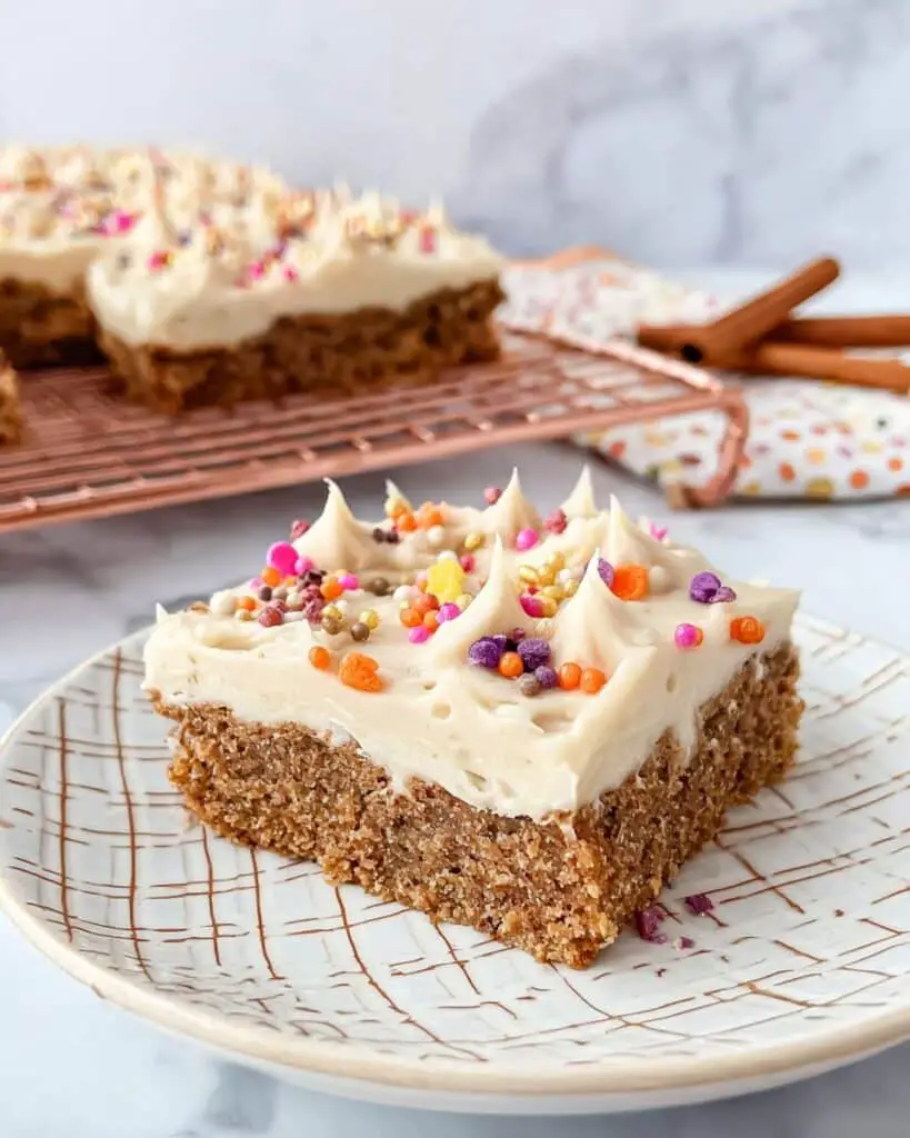 Cinnamon Roll Bars Recipe