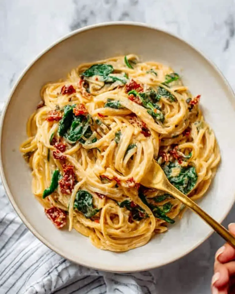 Spaghetti & Spinach with Sun-Dried Tomato Cream Sauce Recipe