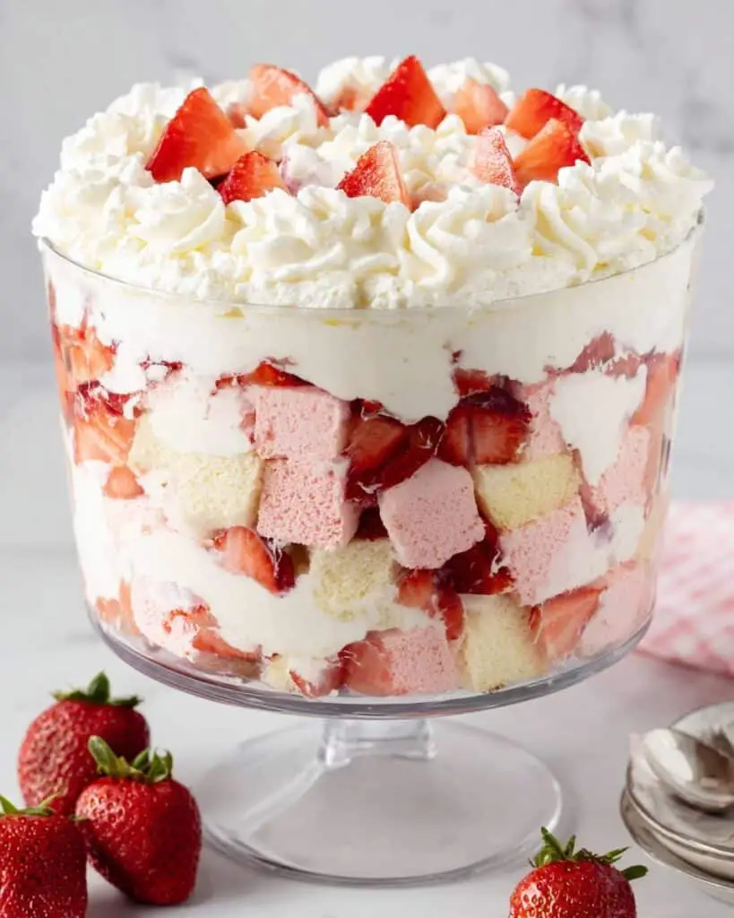 Strawberry Trifle with Cream Cheese Delight Recipe