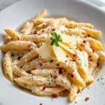 One Pot Creamy Garlic Pasta (Just 20 Minutes!) Recipe