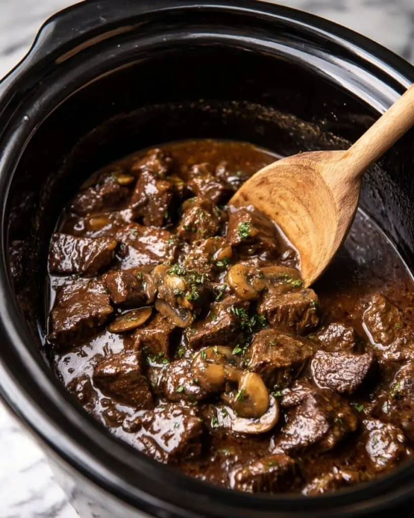 Crockpot Beef Tips and Gravy Recipe