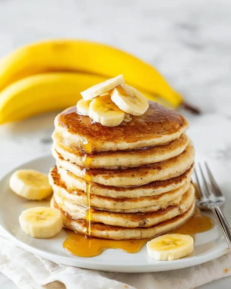 Thick and Fluffy Banana Pancakes Recipe
