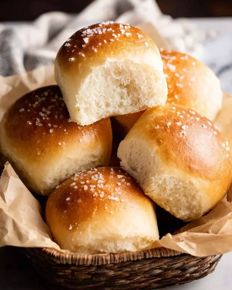 Best Homemade Dinner Rolls Recipe