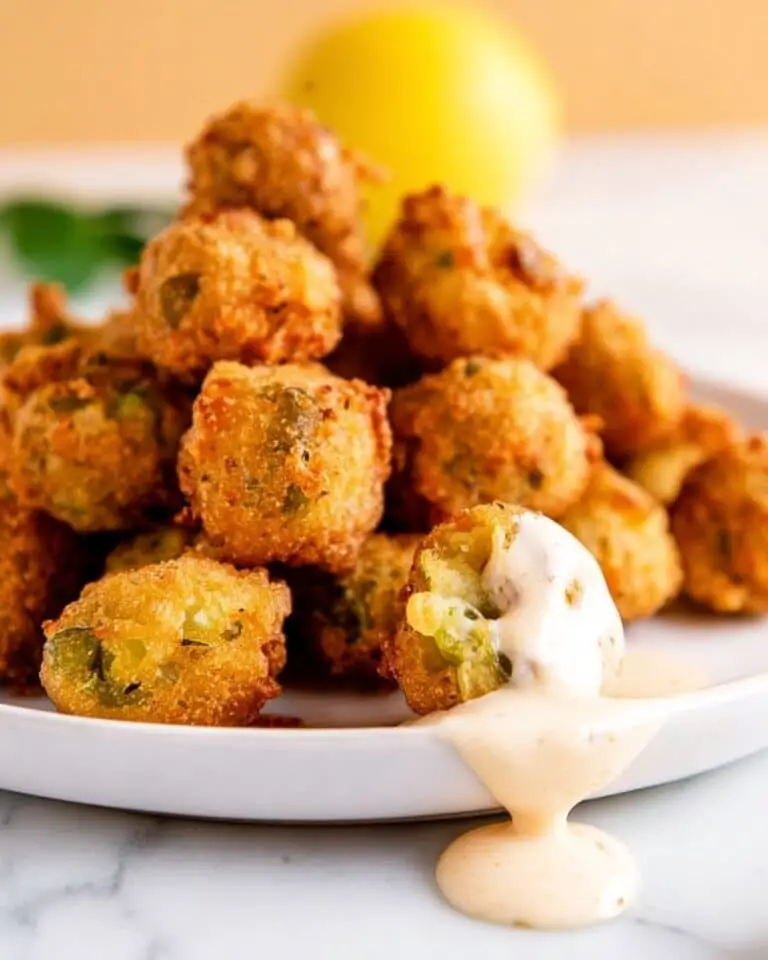 Crispy Fried Pickles with Creamy Dipping Sauce Recipe