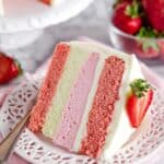 Strawberries and Cream Cheesecake Cake Recipe