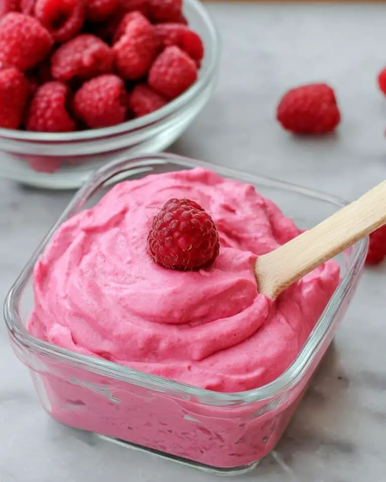 Low Calorie Raspberry Greek Yogurt Froyo Recipe