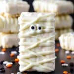 Easy Mummy Rice Krispie Treats Recipe